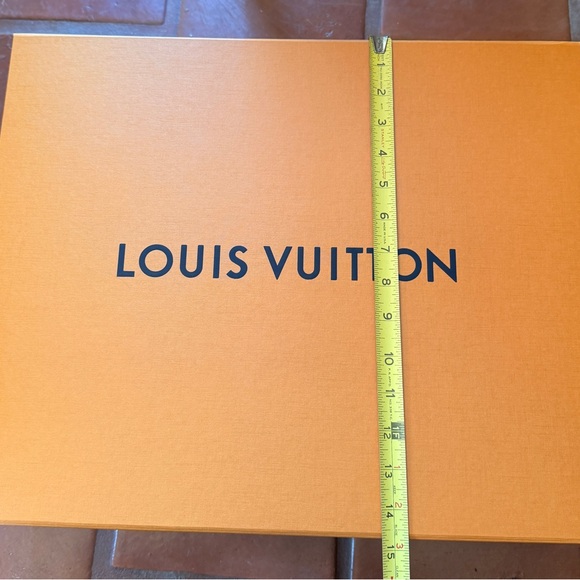 Louis Vuitton Orange Storage Box and Bag - Picture 9 of 10